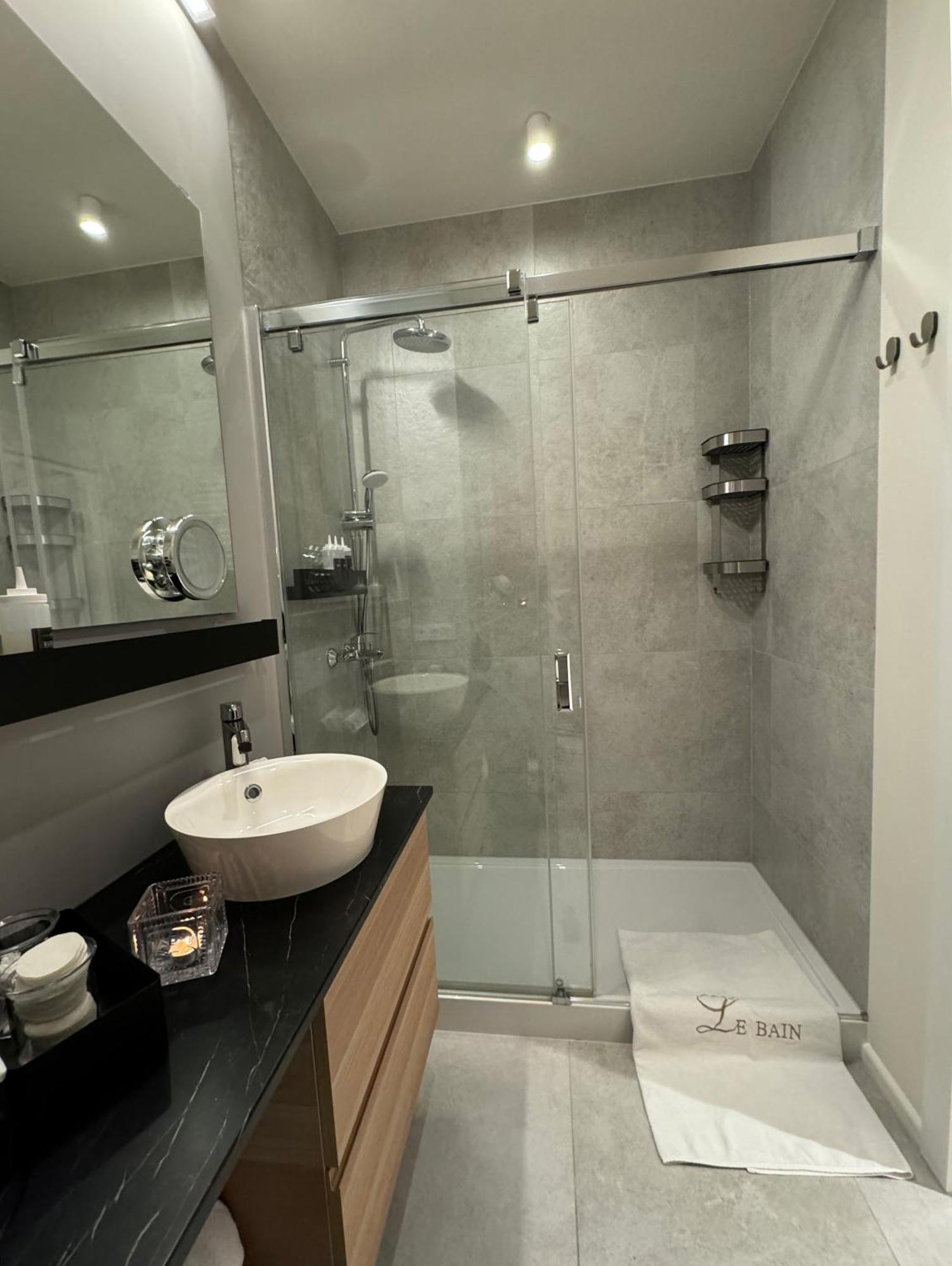 Relax&Comfort New Waw 50 Sqm With Terrace, Garden, Free Parking And Ac Warsaw Luaran gambar