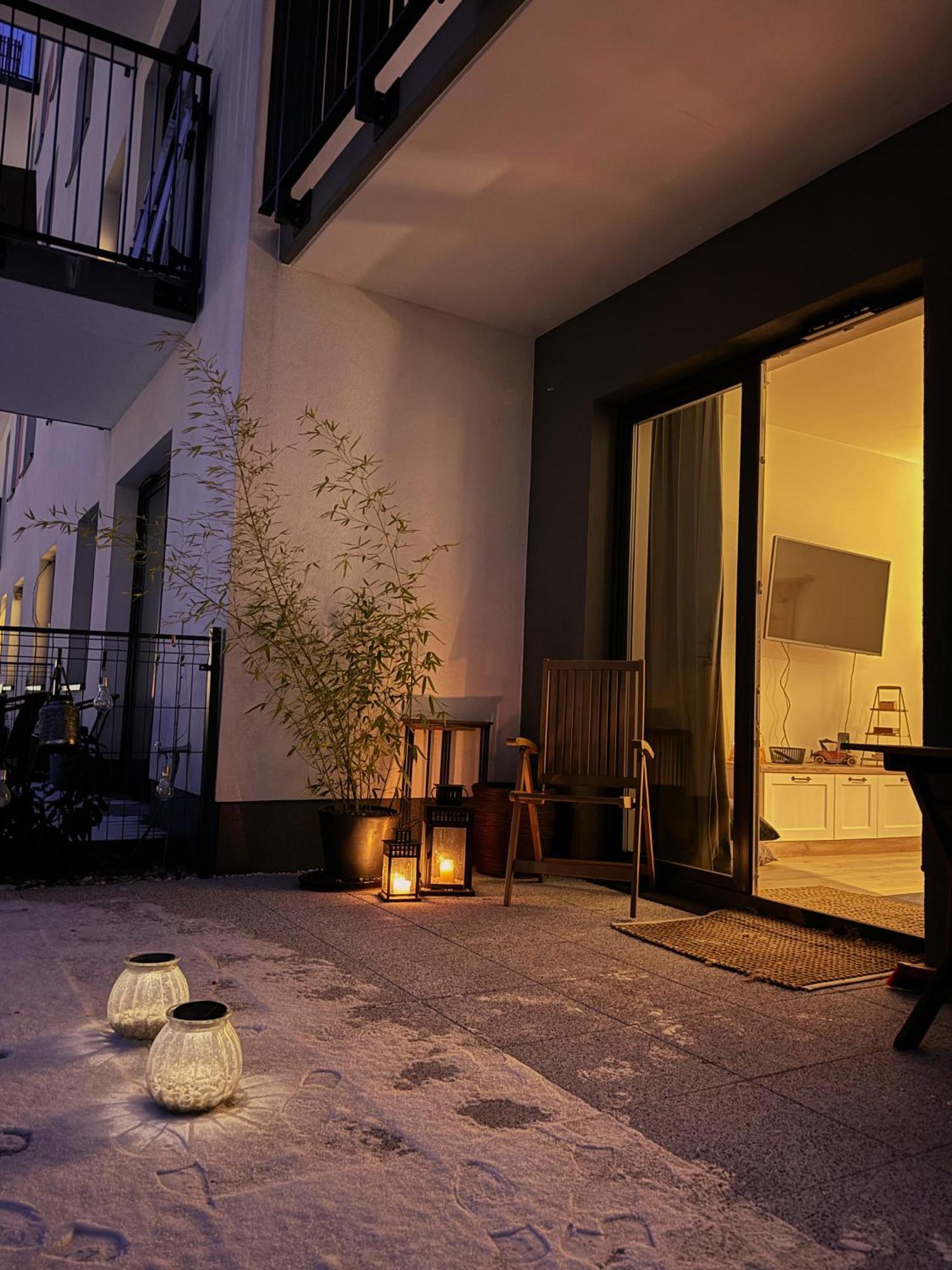 Relax&Comfort New Waw 50 Sqm With Terrace, Garden, Free Parking And Ac Warsaw Luaran gambar