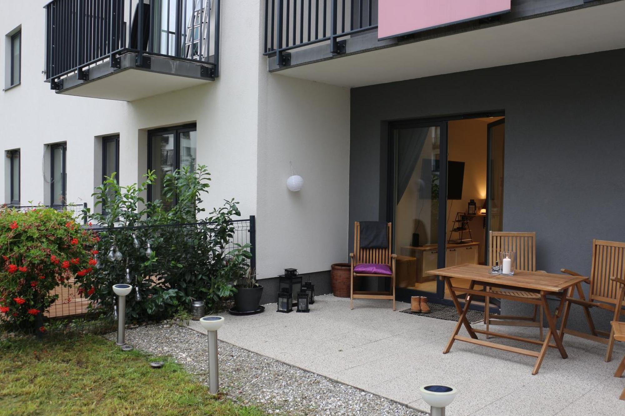 Relax&Comfort New Waw 50 Sqm With Terrace, Garden, Free Parking And Ac Warsaw Luaran gambar